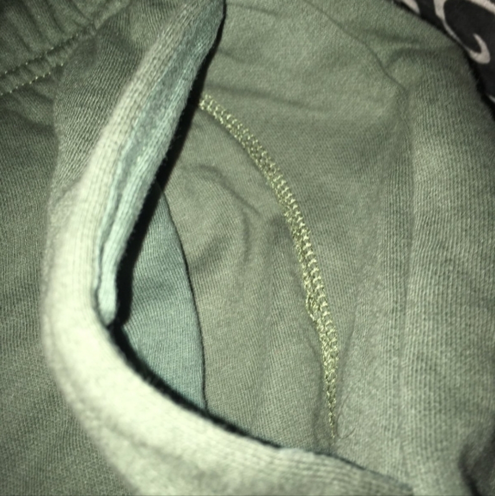 The North Face Men's Green Sweat Shorts Knee Length XXL - Picture 6 of 7